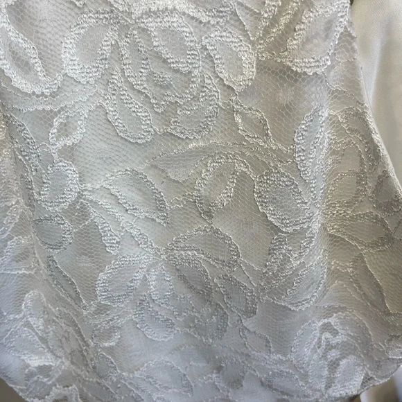 Lulu's White Lace Bralette Crop Top - Picture 4 of 9